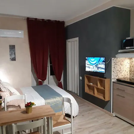 Chafbius Downtown Apartman *